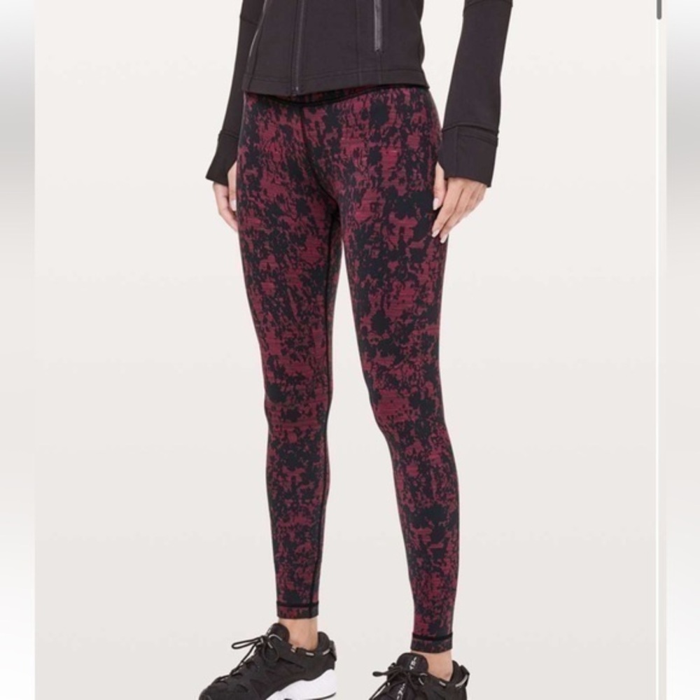 LULULEMON wunder under high rise leggings tights. Excellent condition. Luon.